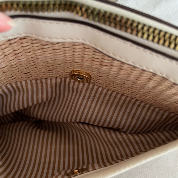 Nanette Lepore faux straw crossbody bag. - Picture 5 of 8